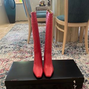 Made in Italy, premium quality, color: pink. No return